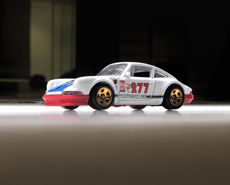 Illustration for article titled Rennsport Reunion : 2 7 7